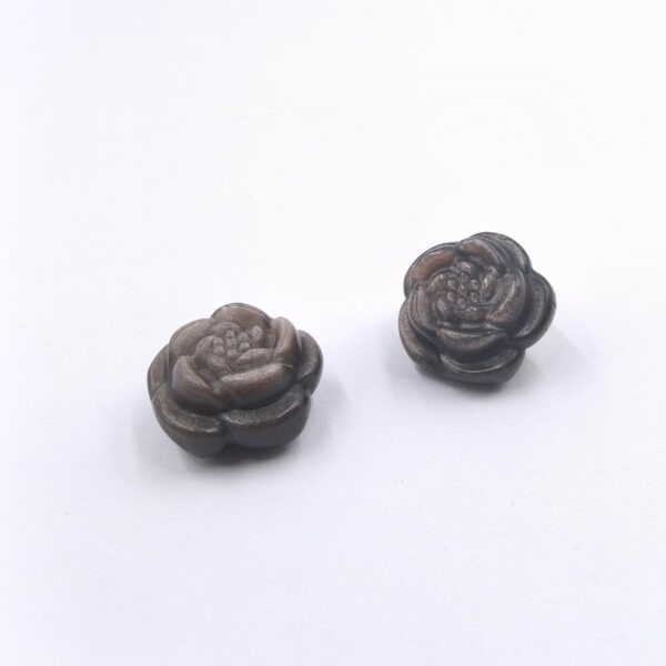 Dije Tallado en Obsidiana Plateada – Rosa