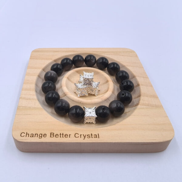 Separador Metálico en Forma de Cubo – Plata Brillante